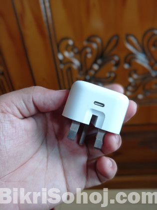 Apple Adapter (20W)